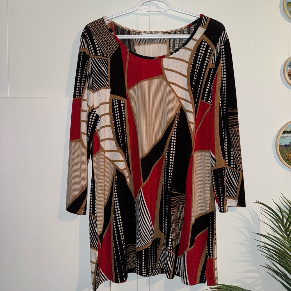 🍂TanJay Red and Black Geometric Tunic